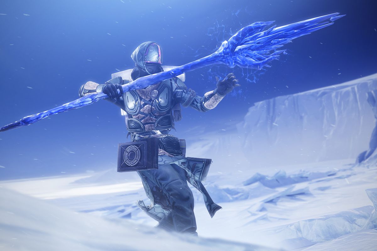 Shadebinder Warlock with their ice staff in Destiny 2: Beyond Light