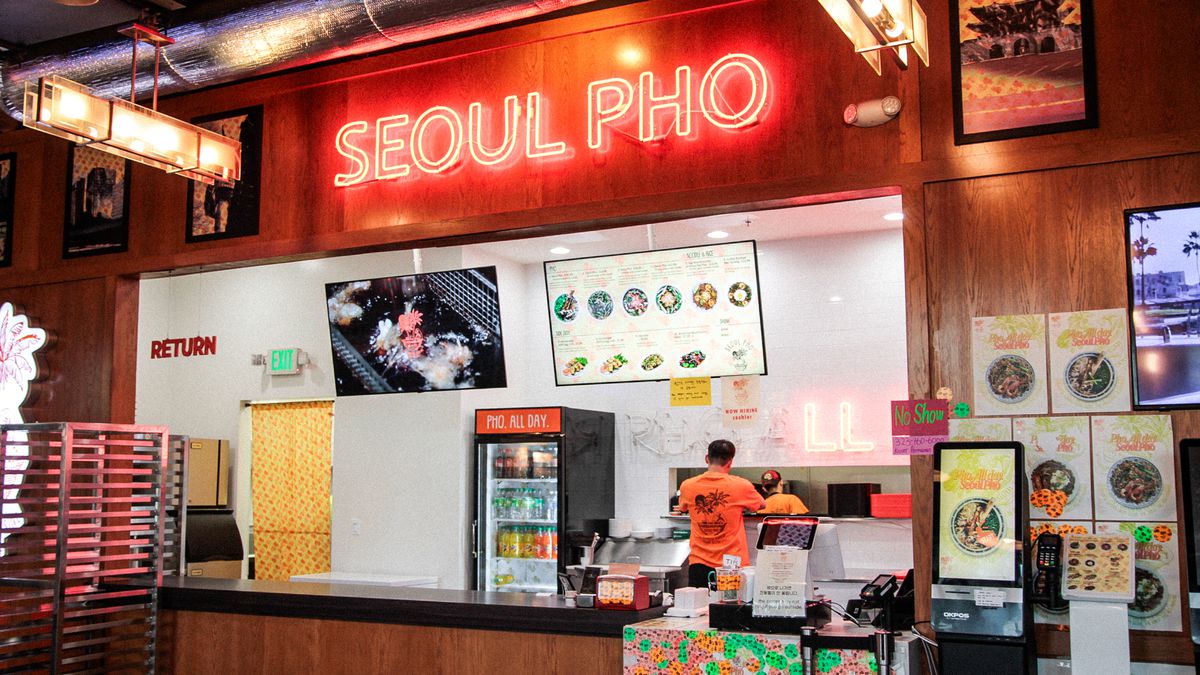 Neon sign of “Seoul Pho” above a Vietnamese pho restaurant in LA’s Koreatown.