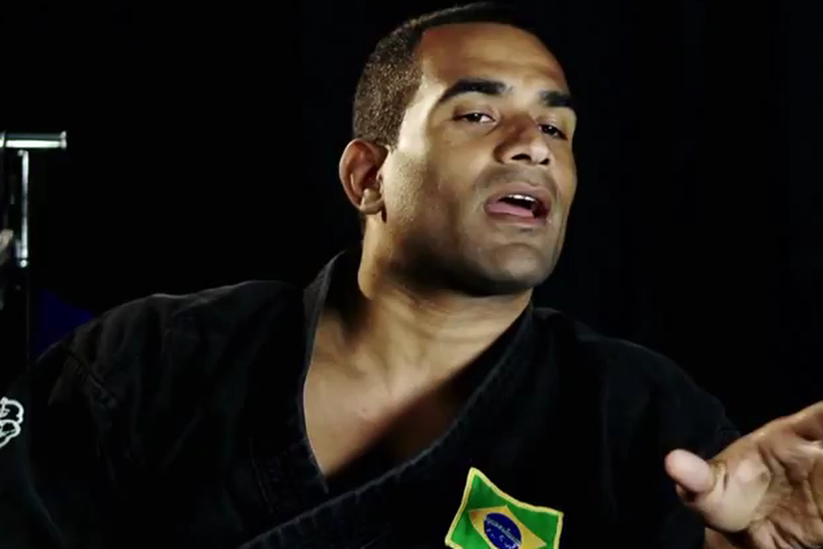 Caralho! Renato Laranja gives his main card picks for UFC 153 - Bloody Elbow