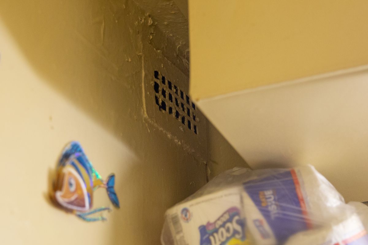 A Bronx Mill Brook Houses resident had a non-working vent in their bathroom, Sept. 1, 2020.f