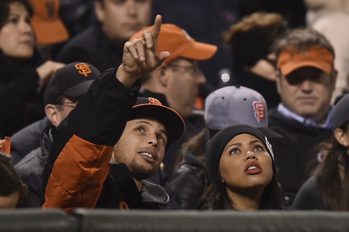Golden State Warriors’ Stephen Curry and his wife Ayesha Curry attend the San Francisco Giants vs. Atlanta Braves game at AT&amp;T Park in San Francisco, Calif., on Friday, May 29, 2015. (Jose Carlos Fajardo/Bay Area News Group)