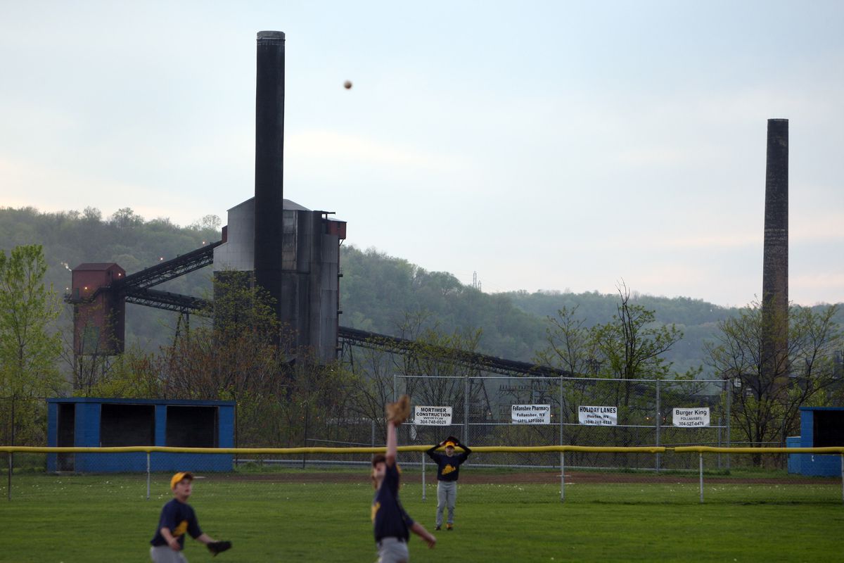 Ohio Valley Steel Towns Face Uncertain Future
