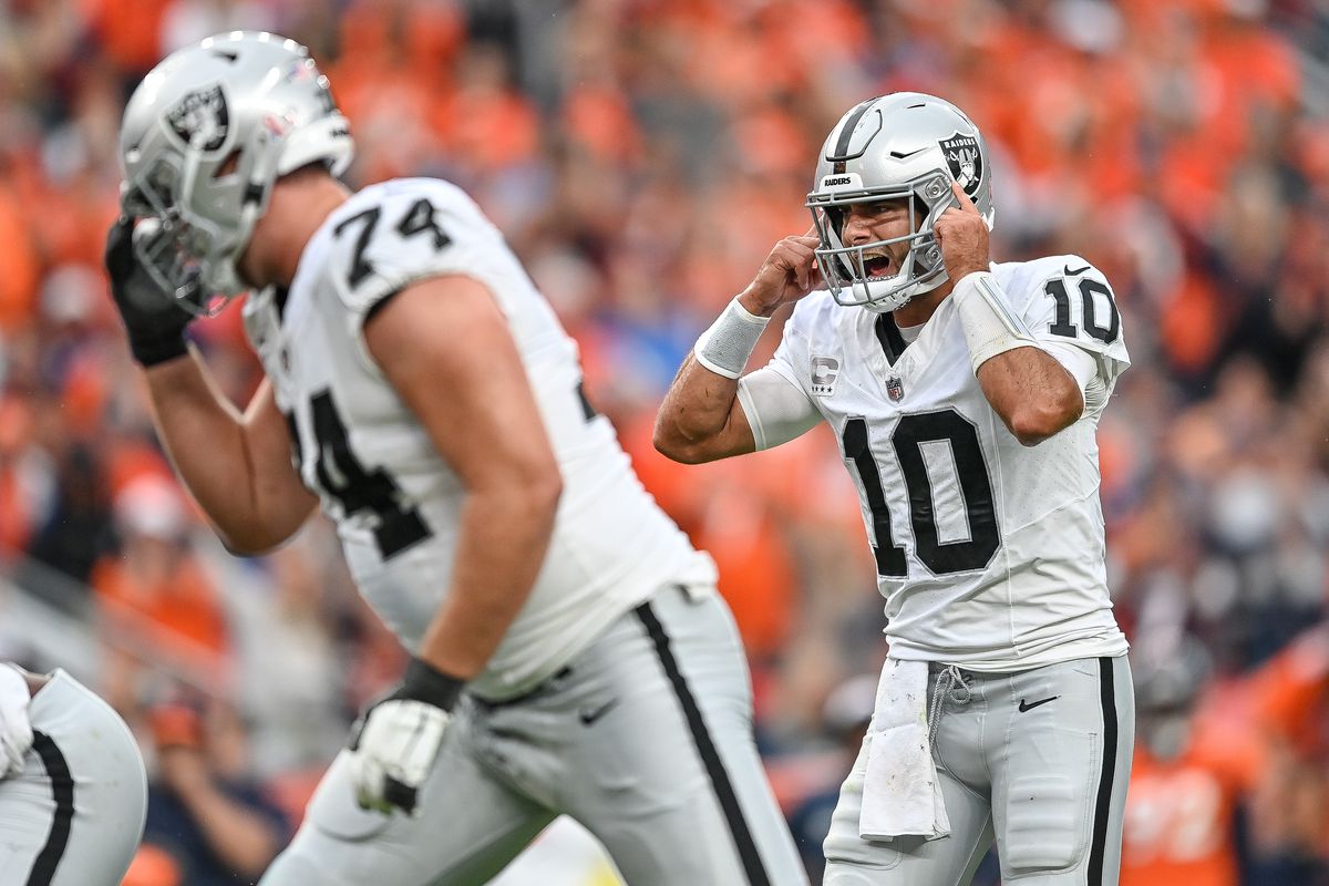 Many Raiders fans believe Garoppolo can lead Las Vegas to the playoffs -  Silver And Black Pride