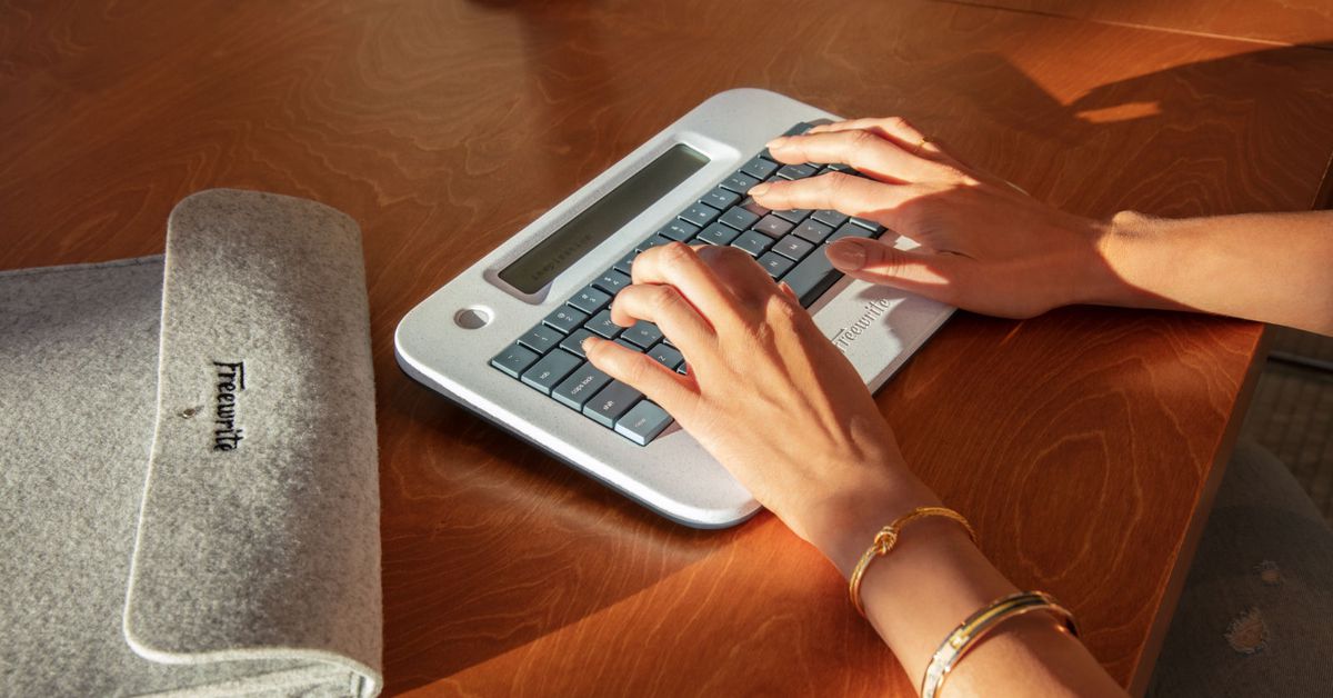 Astrohaus wird im Januar seine günstigste digitale Schreibmaschine zum kostenlosen Schreiben ausliefern