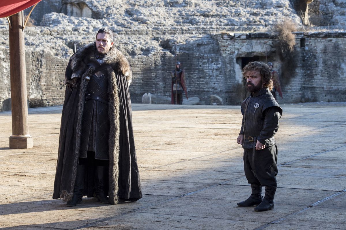 Game of Thrones 707 - Jon and Tyrion in the dragon fighting pits at King’s Landing
