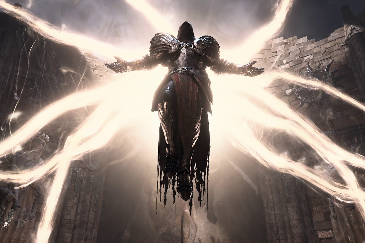 Inarius, an angel with golden wings of light, descends from the sky to speak in Diablo 4