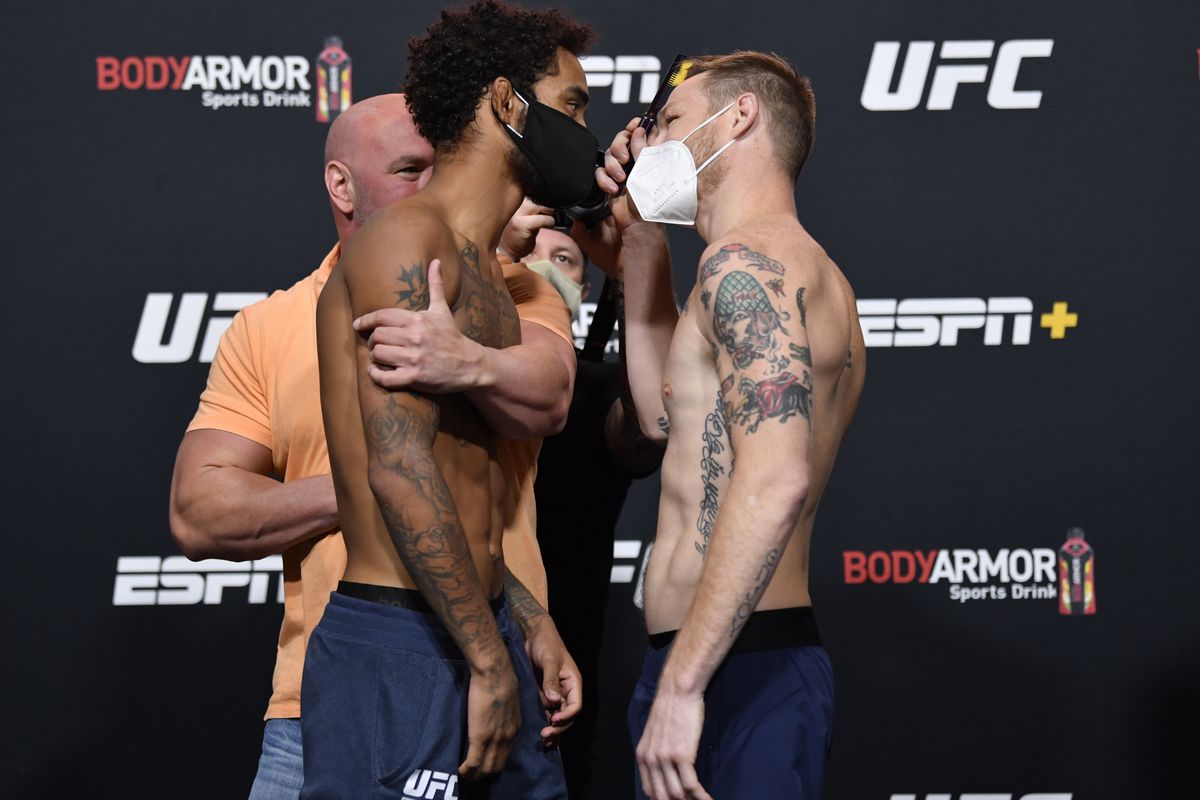 Opponents Roosevelt Roberts and Kevin Croom face off during the UFC Fight Night weigh-in at UFC APEX on September 11, 2020 in Las Vegas, Nevada.