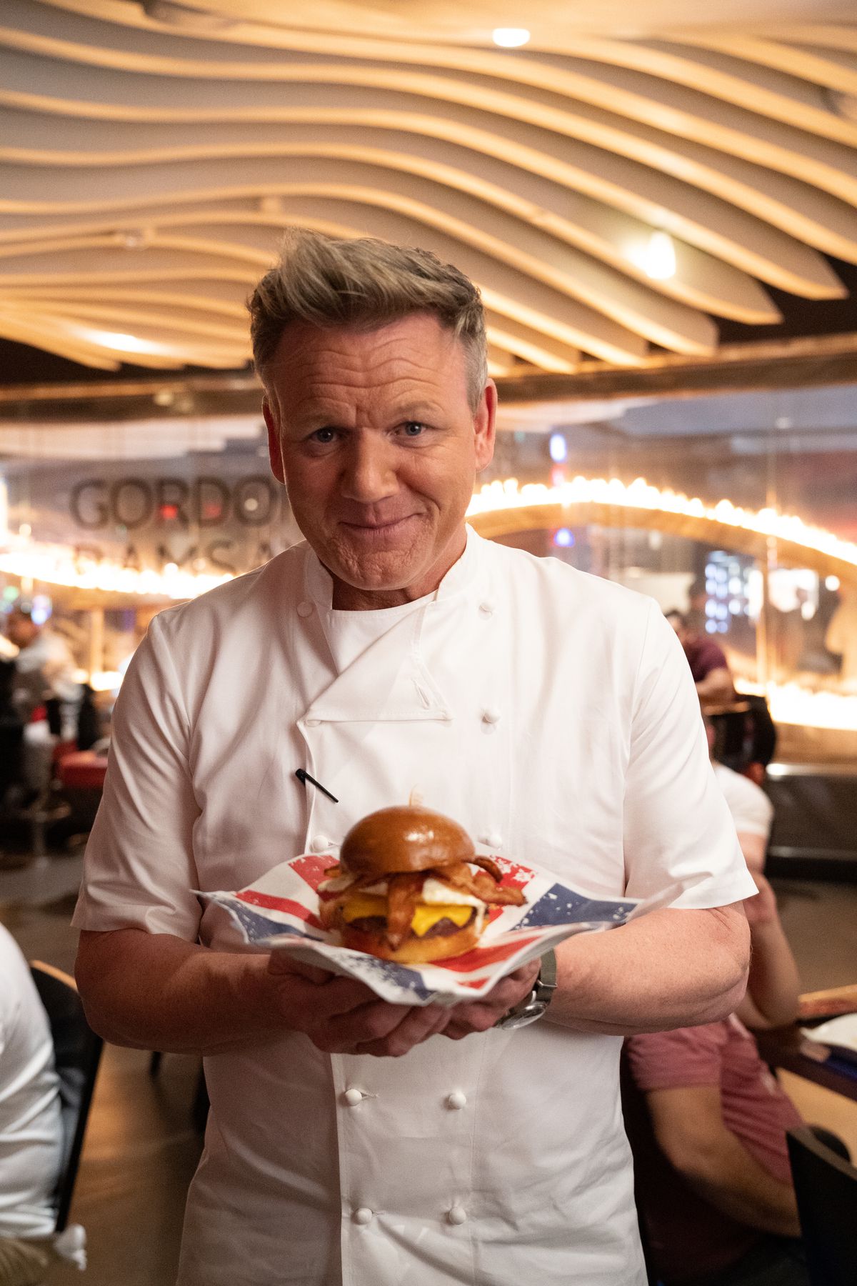 Celebrity chef Gordon Ramsay is serving up burgers and more at his Gordon Ramsay Burger in River North. 