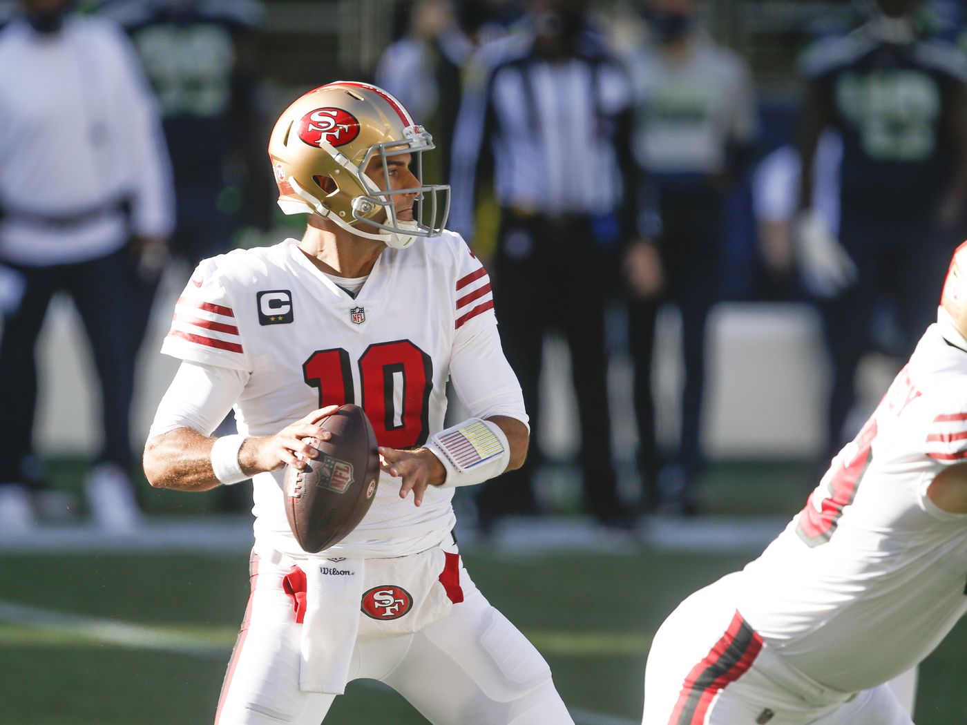 PFF ranks 49ers QB Jimmy Garoppolo as the 22nd best starter in the