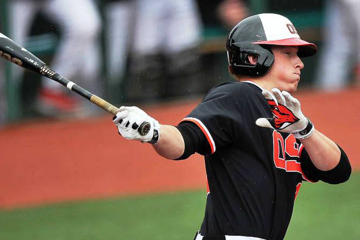 Jeff Hendrix hit his first collegiate career home run, a 3 run shot, and scored 4 times, to help lead Oregon St. to a 10-4 win at California Friday night.