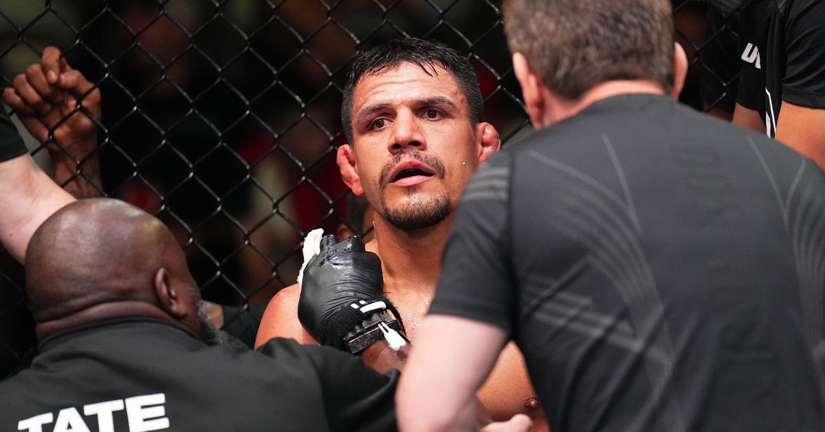 Midnight Mania! Rafael dos Anjos won’t rule out Lightweight return, but he’s done chasing Islam Makhachev