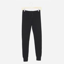 <strong>Sundry</strong> Skinny Sweatpants, <a href="http://miramirasf.com/collections/bottoms/products/sundry-skinny-sweatpants">$92</a> at Mira Mira