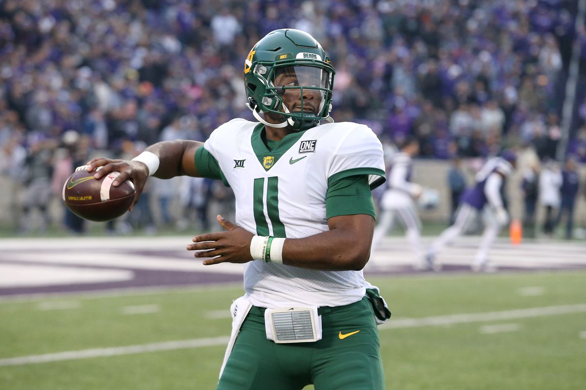 Baylor Bears quarterback Gerry Bohanon warms up before the start of a game against the Kansas State Wildcats at Bill Snyder Family Football Stadium.