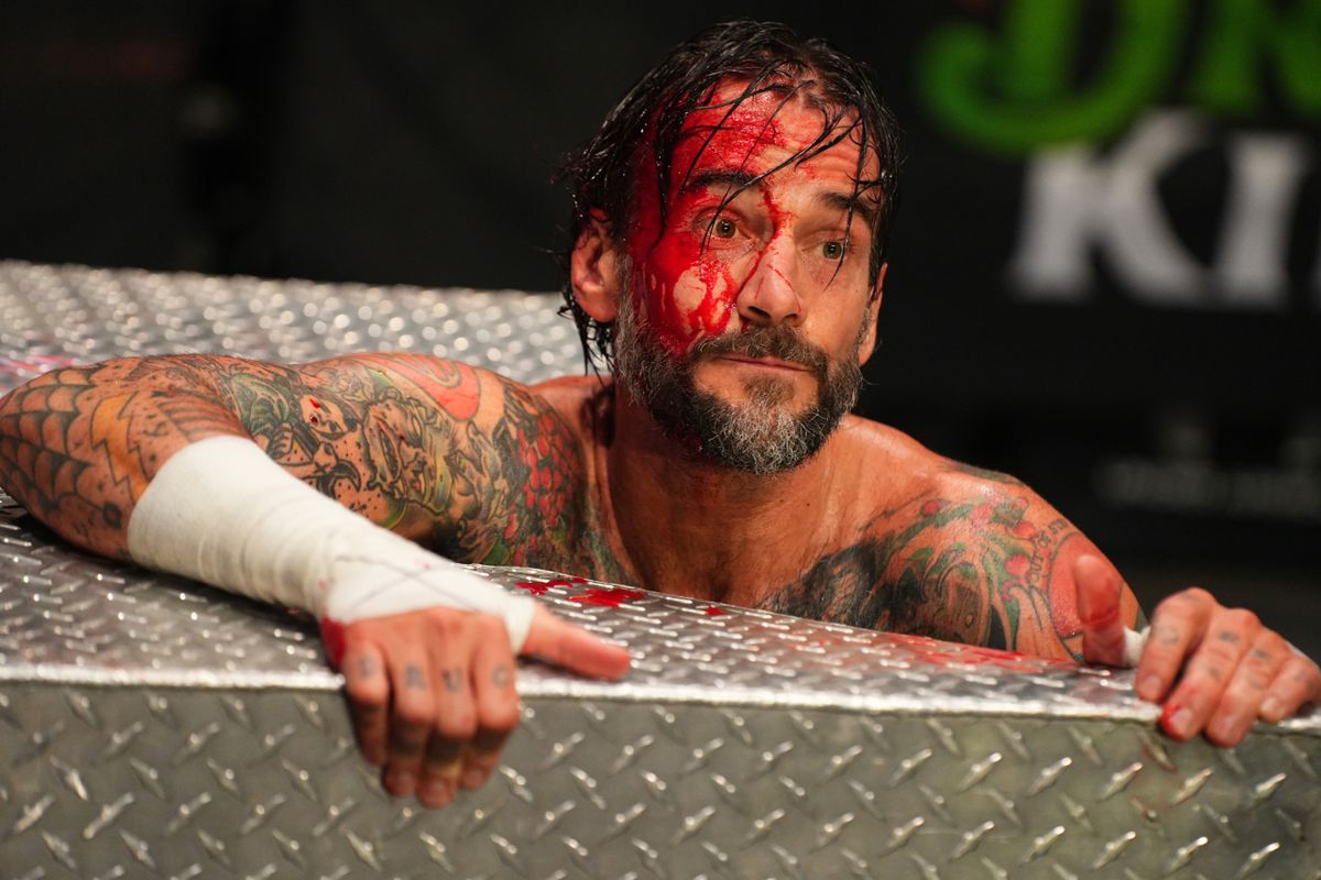 Rumor Roundup: CM Punk decision, other big WWE signings, Toxic Attraction,  more! - Cageside Seats