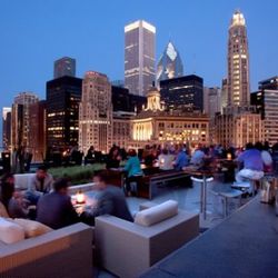 <a href="http://eater.com/archives/2011/07/18/chicagos-wine-scene-revelead.php" rel="nofollow">Chicago's Growing Wine Scene, According to Its Sommeliers</a><br />