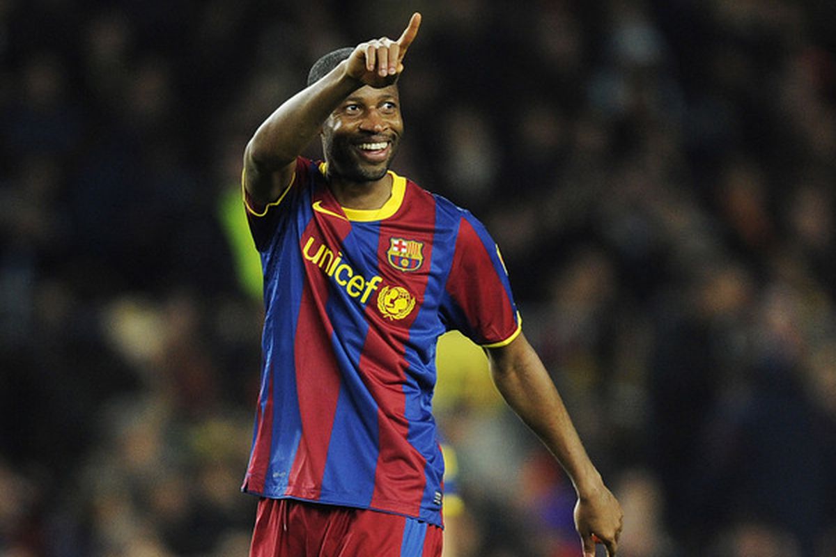 BARCELONA, SPAIN - MARCH 05:  Seydou Keita of Barcelona celebrates after scoring his team's first goal during the La liga match between Barcelona and Real Zaragoza at Camp Nou on March 5, 2011 in Barcelona, Spain.  (Photo by David Ramos/Getty Images)