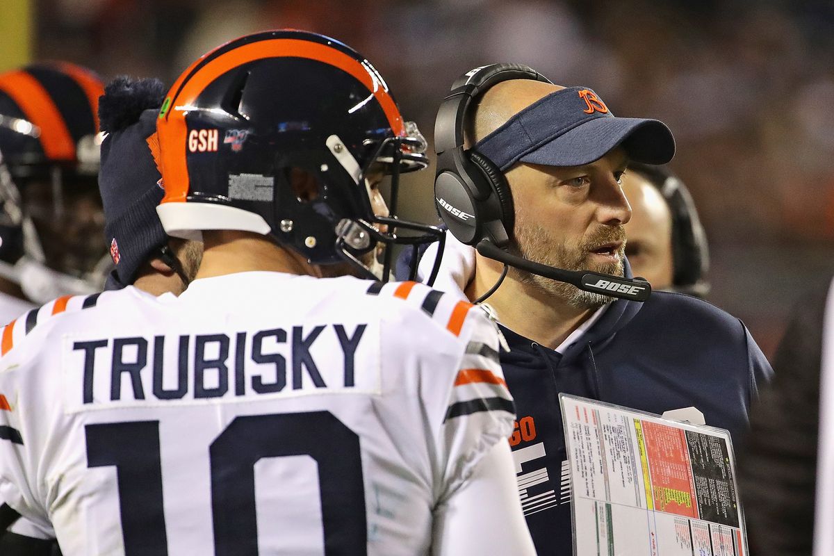 Bears coach Matt Nagy and quarterback Mitch Trubisky talk during last year’s game against the Cowboys.