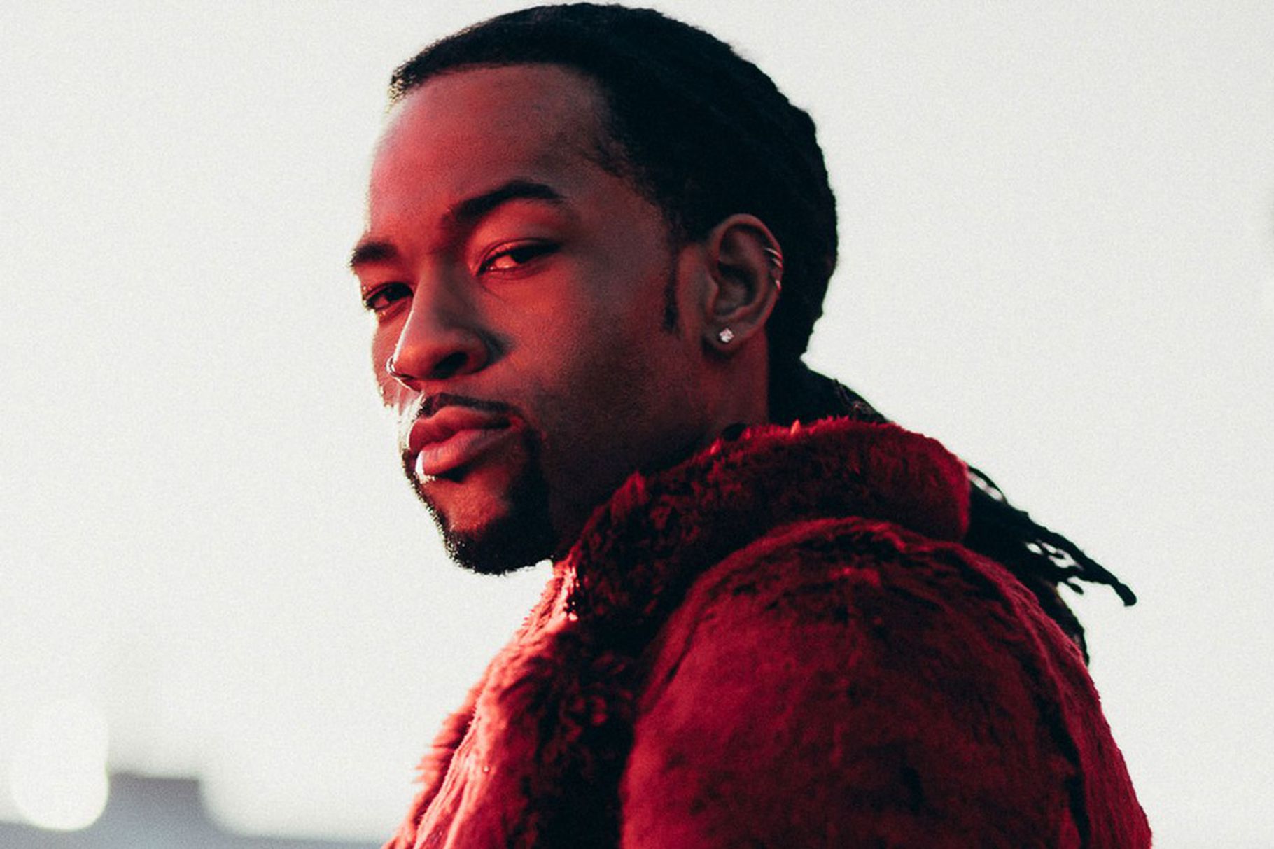 PARTYNEXTDOOR delivers new visual for “Savage Anthem” - REVOLT