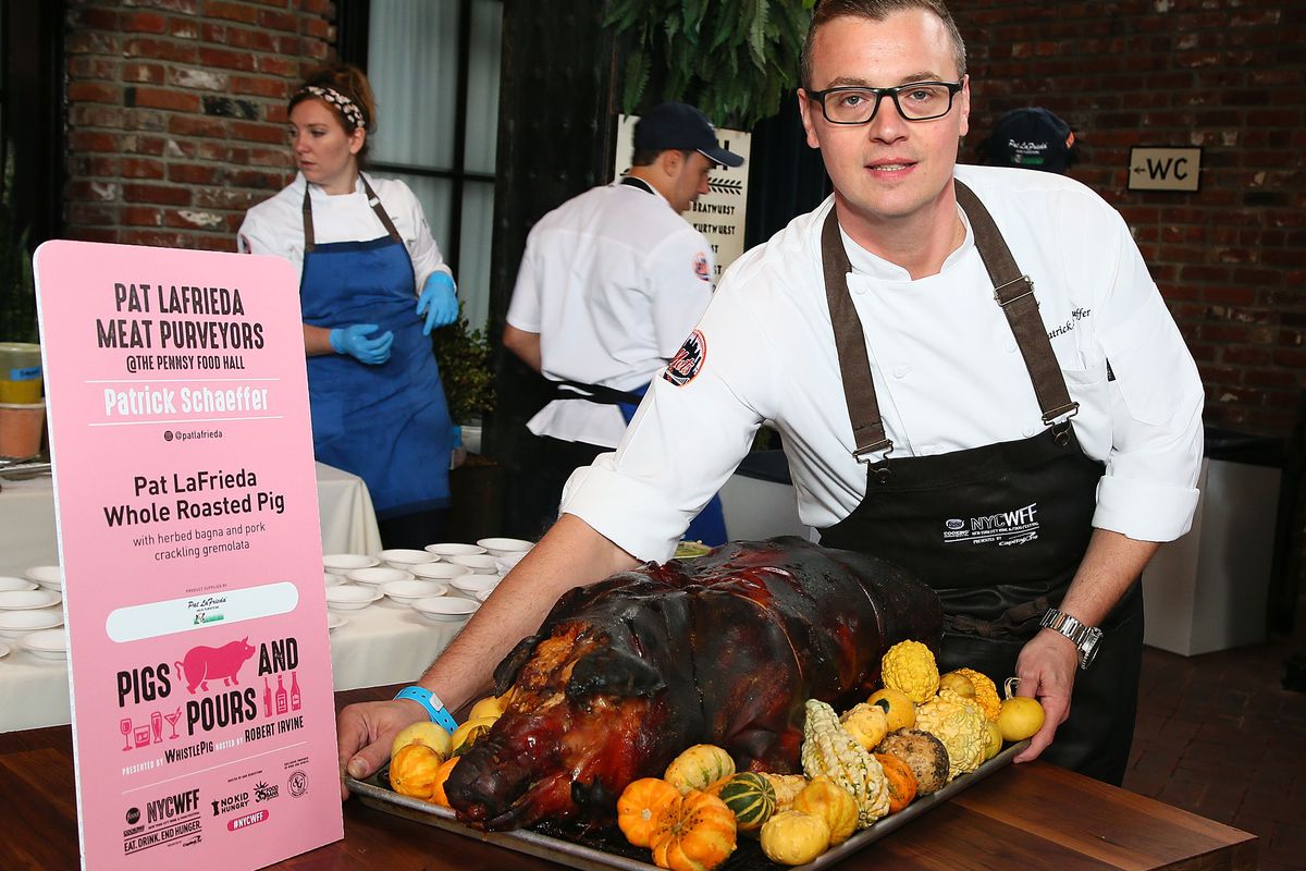 Pigs And Pours Presented By WhistlePig Hosted By Robert Irvine