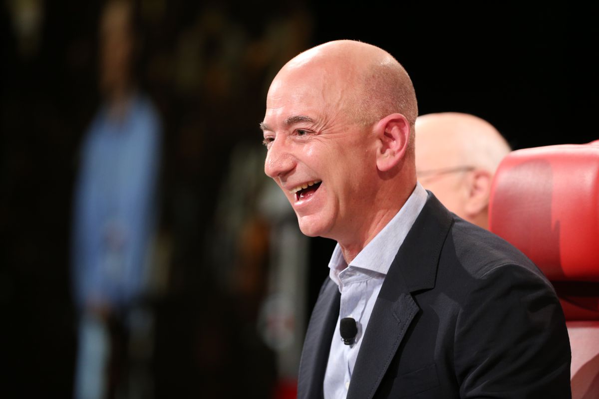 Jeff Bezos, pe primul loc la donațiile politice între liderii de | magazindejocuri.ro