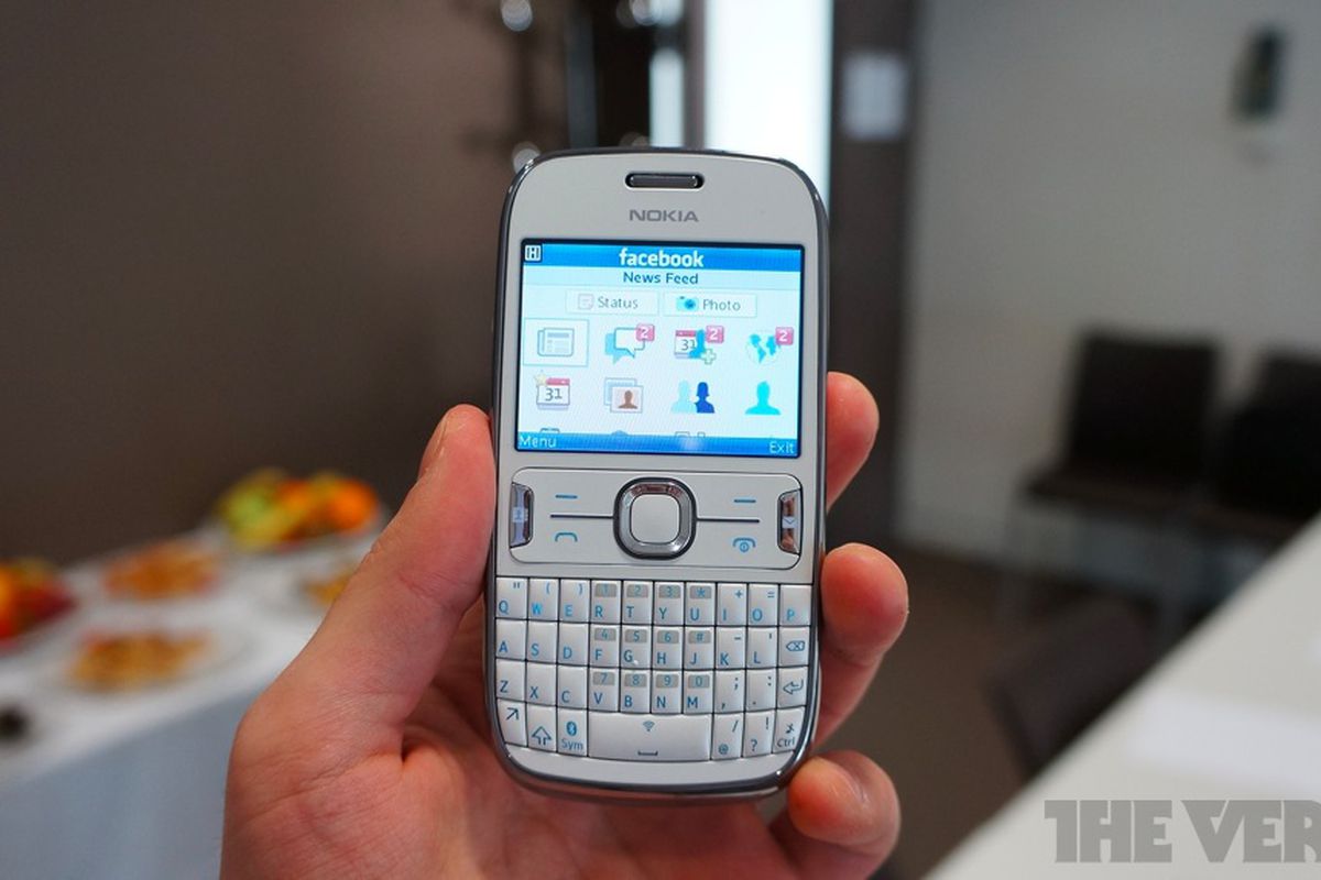 Gallery Photo: Nokia Asha 202/203 and 302 hands-on photos
