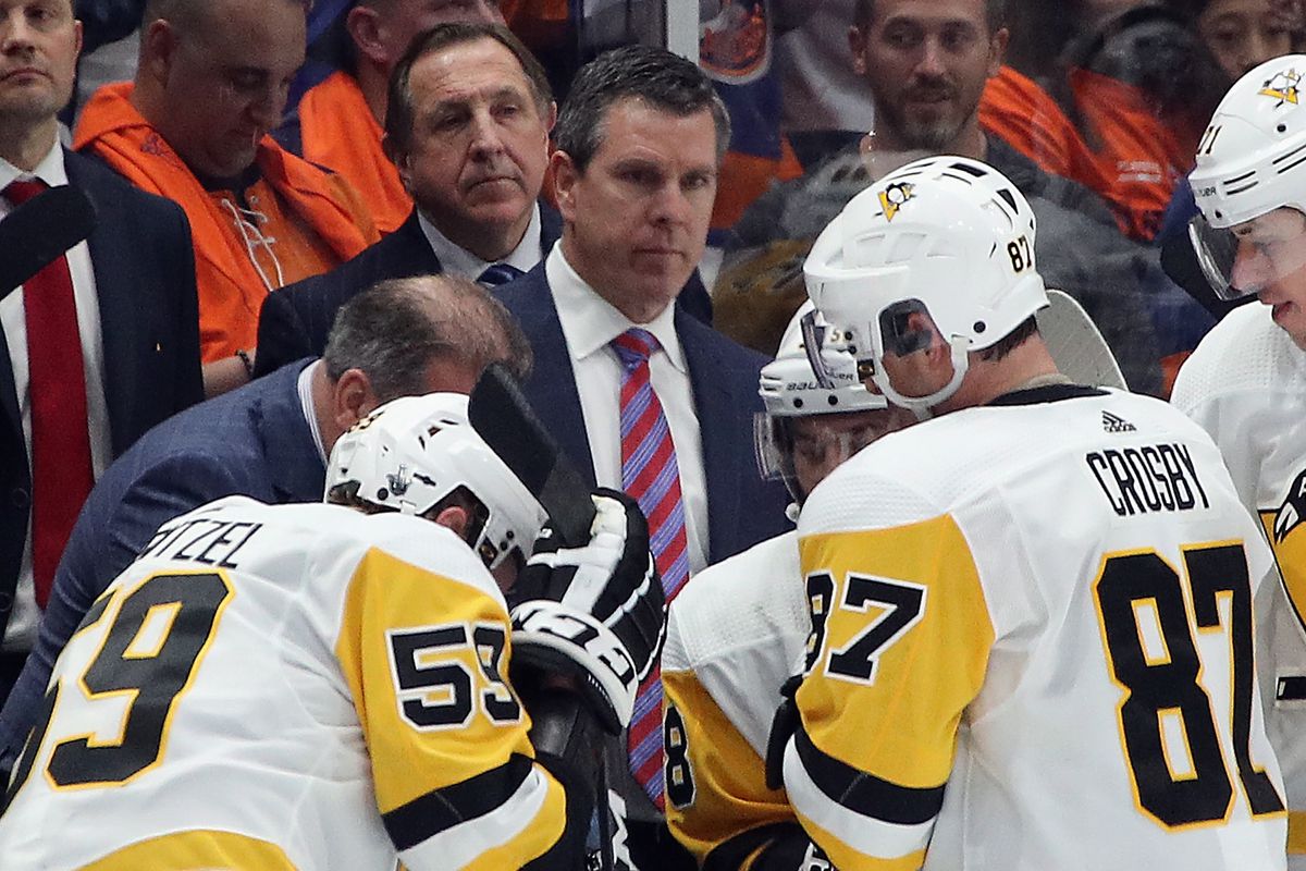 Pittsburgh Penguins v New York Islanders - Game Two