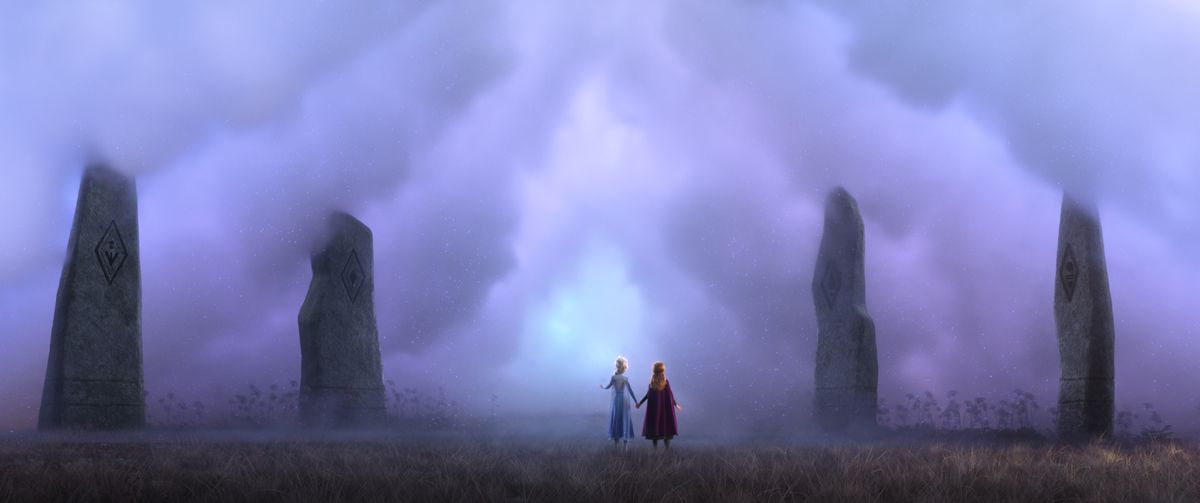 In Frozen II, Queen Elsa and Princess Anna pause in front of a vast supernatural cloud that’s parting to let them through.