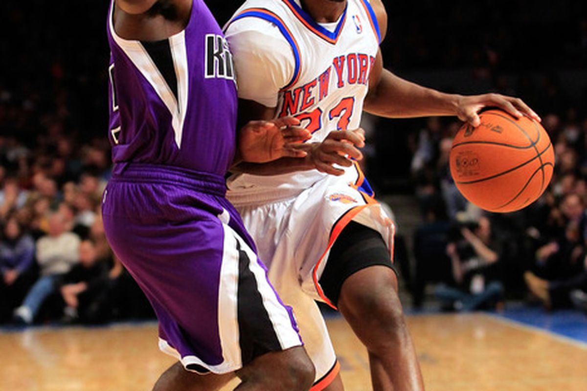Toney Douglas (23) of the New York Knicks drives to the basket against the Sacramento Kings at Madison Square Garden on January 14, 2011 in New York City. (Photo by Chris Trotman/Getty Images)
