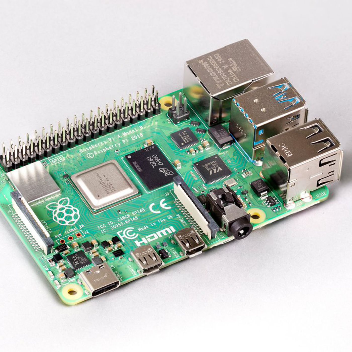 The most powerful Raspberry Pi now has 8GB of RAM - The Verge