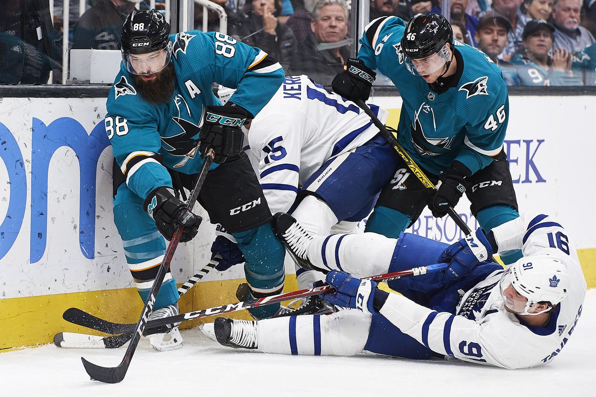 NHL: MAR 03 Maple Leafs at Sharks