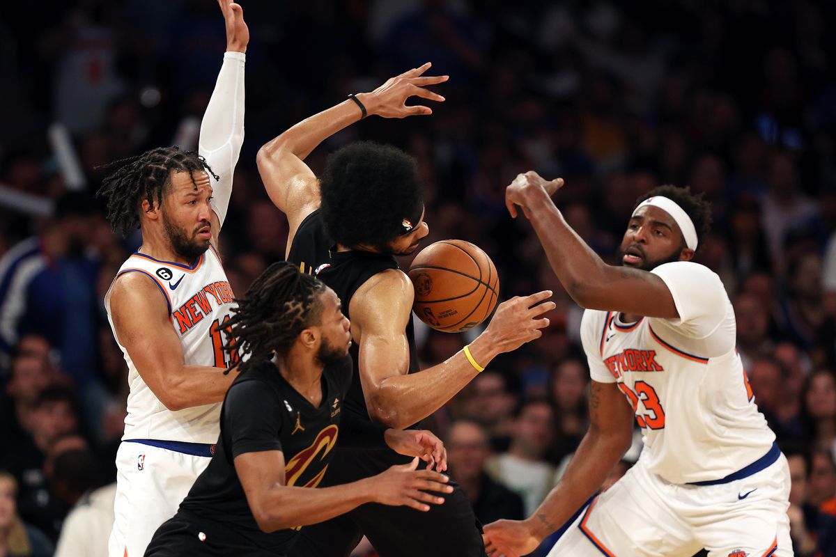 Cleveland Cavaliers v New York Knicks - Game Three