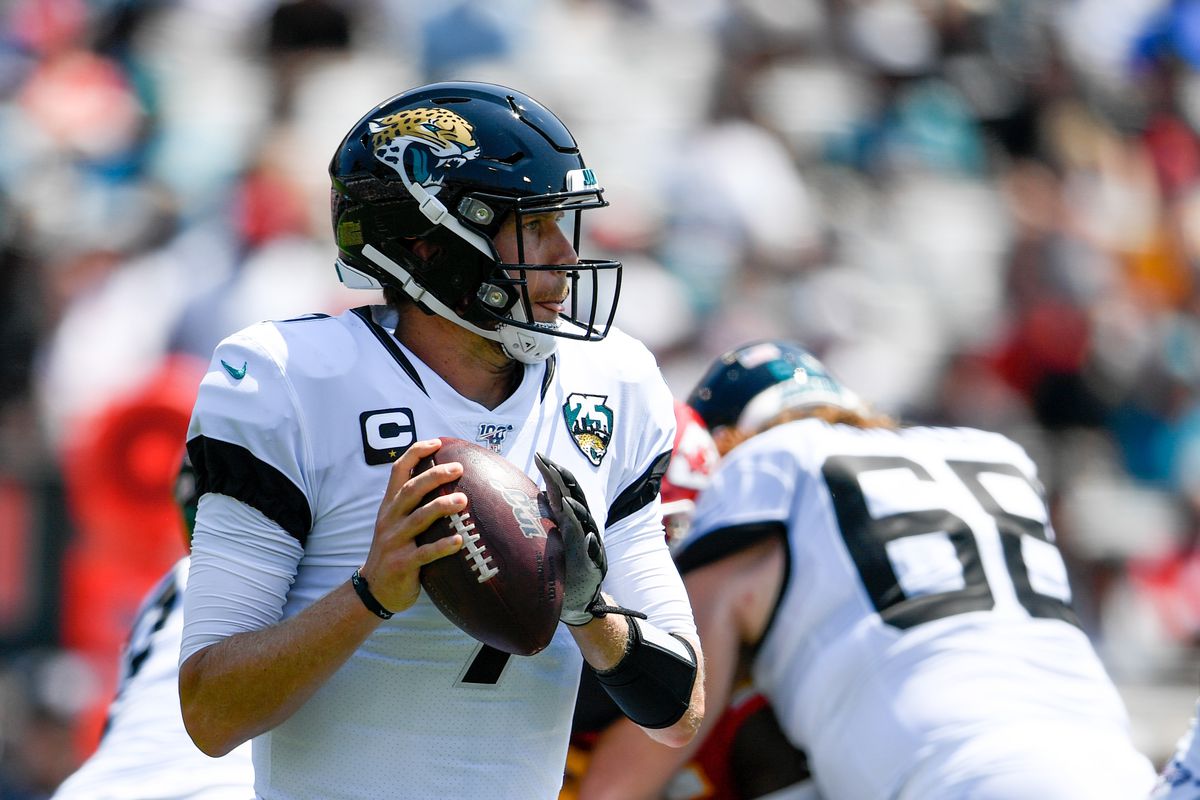 Jacksonville Jaguars quarterback Nick Foles (7) looks to pass during the first quarter against the Kansas City Chiefs at TIAA Bank Field.