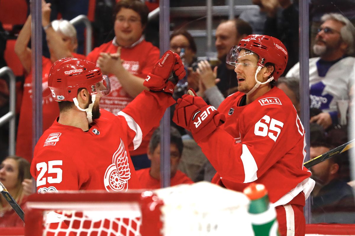 NHL: Toronto Maple Leafs at Detroit Red Wings