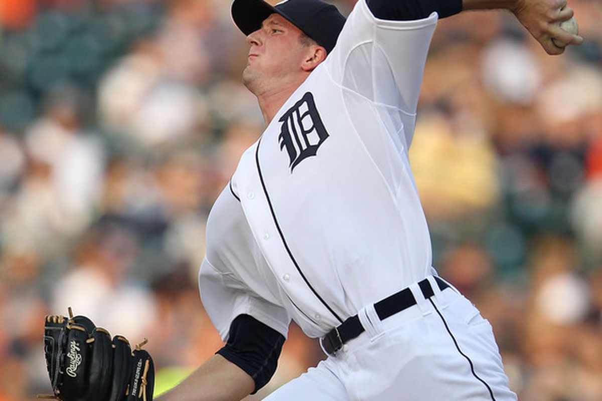 DETROIT, MI - JULY 06:  Drew Smyly #33 of the Detroit Tigers pitches in the second inning of the game against the Kansas City Royals at Comerica Park on July 6, 2012 in Detroit, Michigan.  (Photo by Leon Halip/Getty Images)