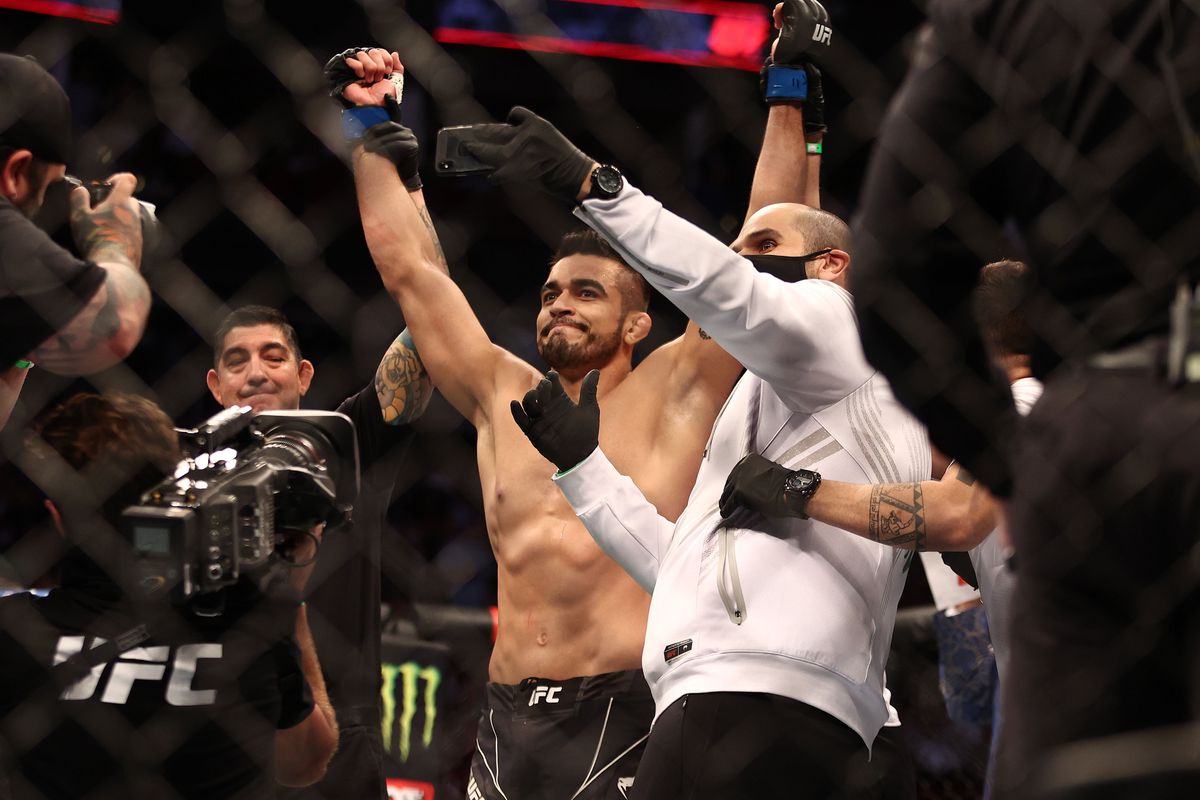 MMA: UFC 262-Souza vs Muniz