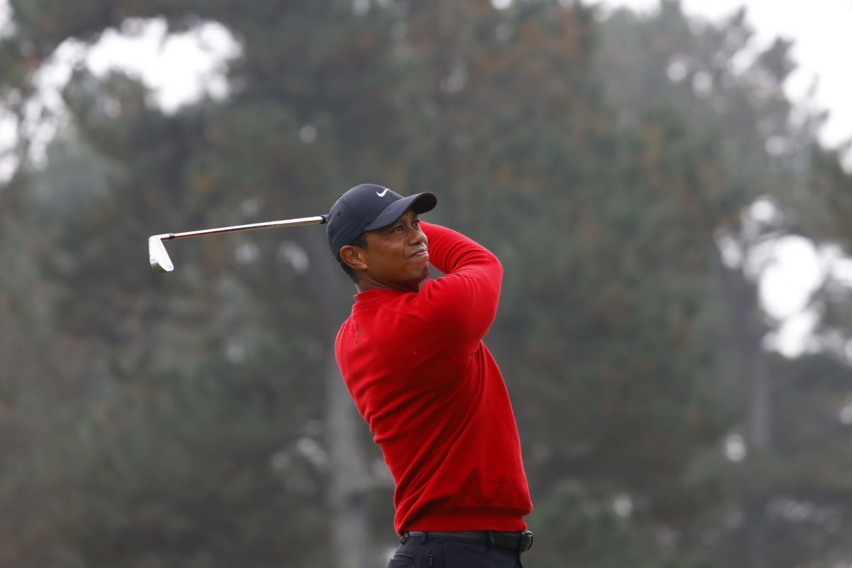 Masters champion Tiger Woods plays his stroke from the No. 3 tee during Round 4 of the Masters at Augusta National Golf Club, Sunday, November 15, 2020.