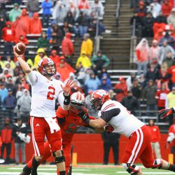 Quarterback Joel Stave fires a pass late in the first half. 