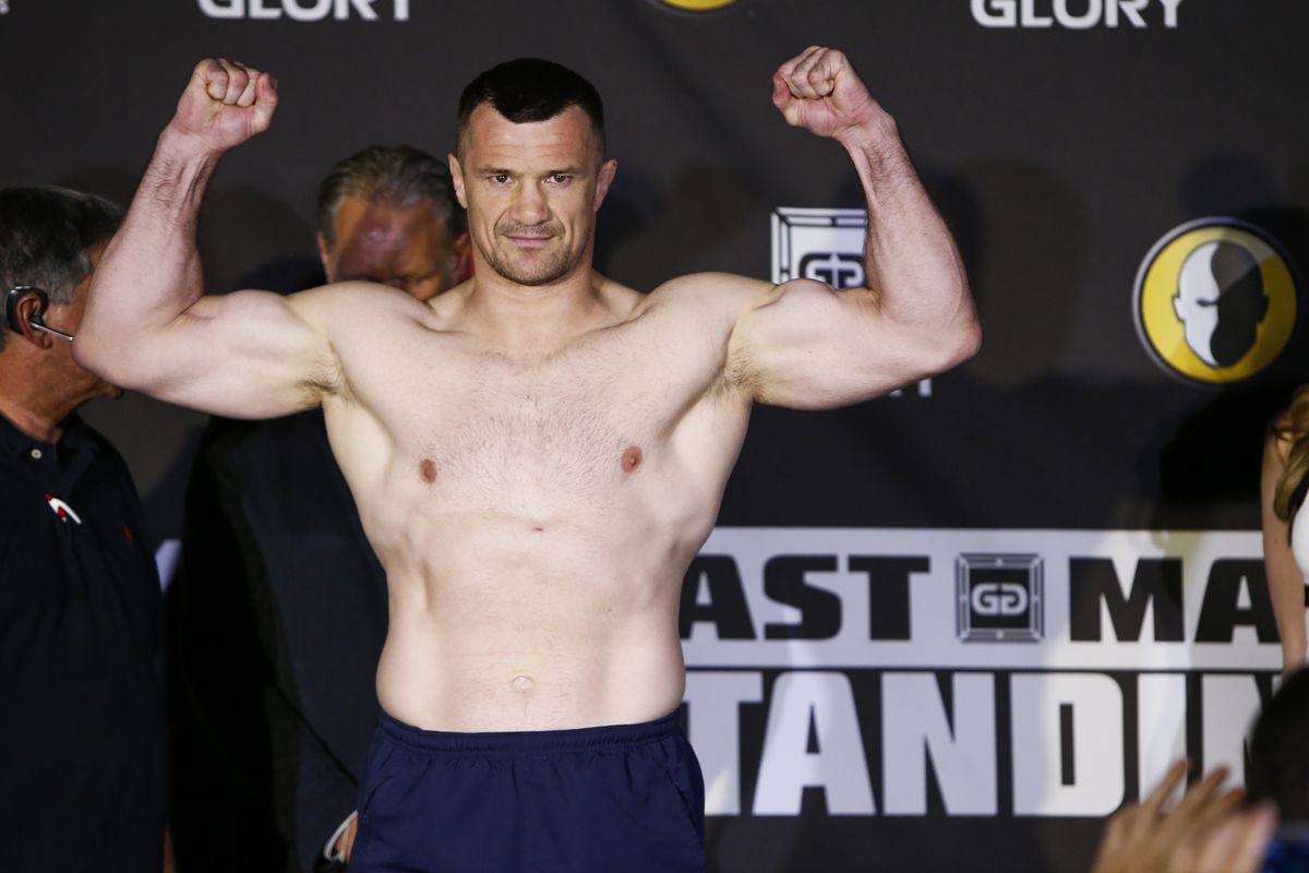 Gallery Photo: Glory 17 Weigh-In Photos