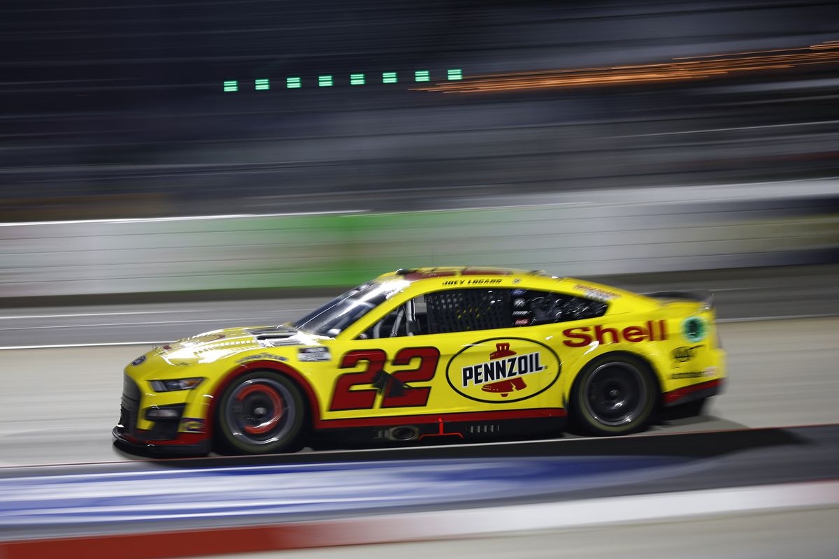 Joey Logano, driver of the #22 Shell Pennzoil Ford, drives during the NASCAR Cup Series Blue-Emu Maximum Pain Relief 400 at Martinsville Speedway on April 09, 2022 in Martinsville, Virginia.