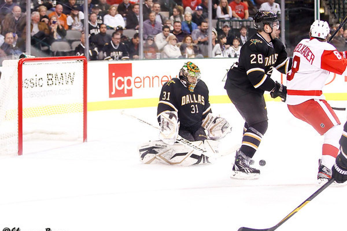 Image by Shannon Byrne. Richard Bachman makes one of his 30 saves to carry Dallas to overtime.