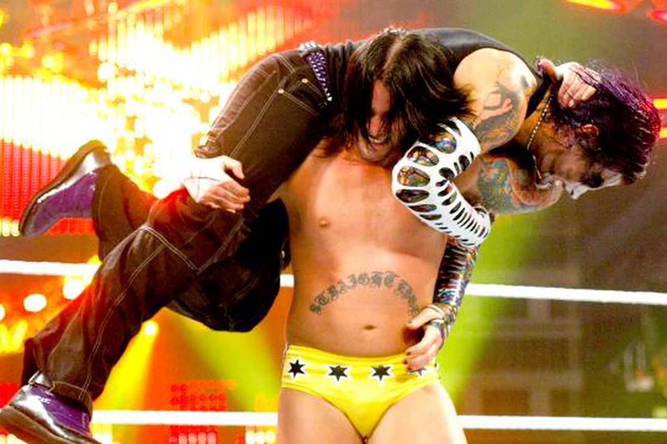 Historic SummerSlam Feuds (Part 1): Jeff Hardy vs. CM Punk - Cageside Seats
