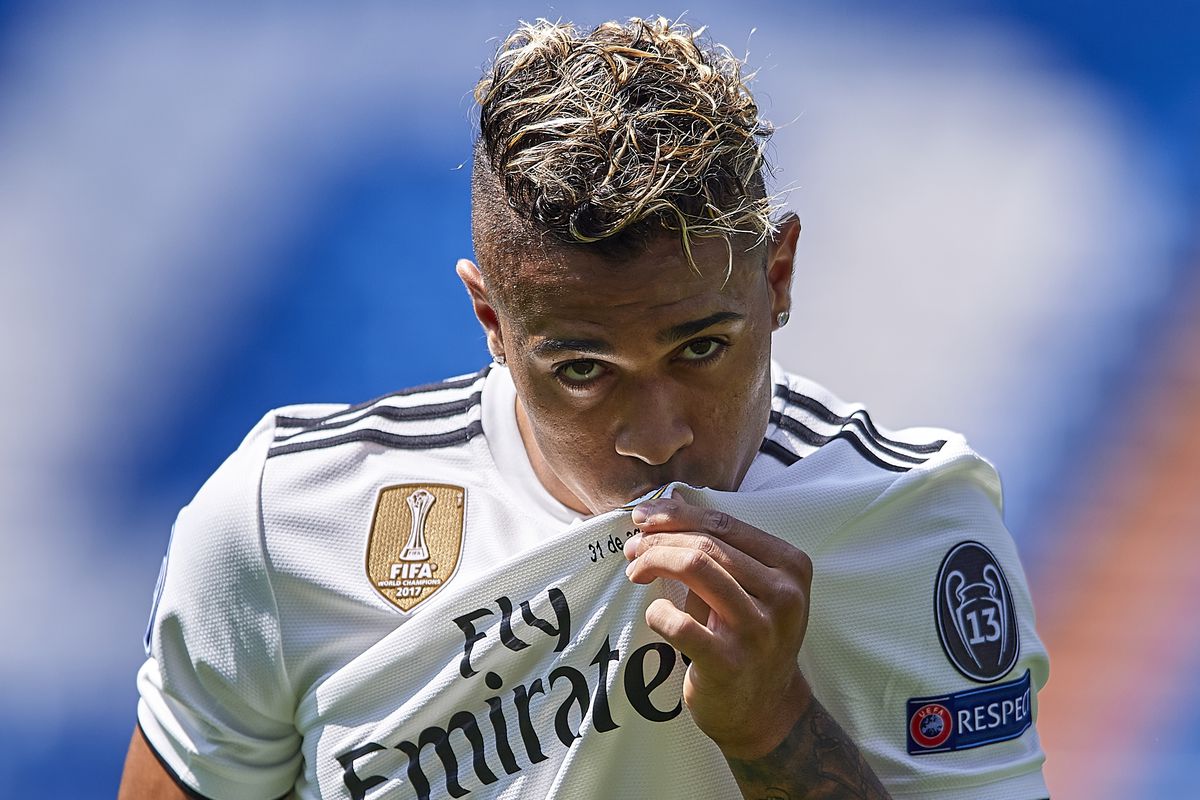 Real Madrid Unveil New Signing Mariano