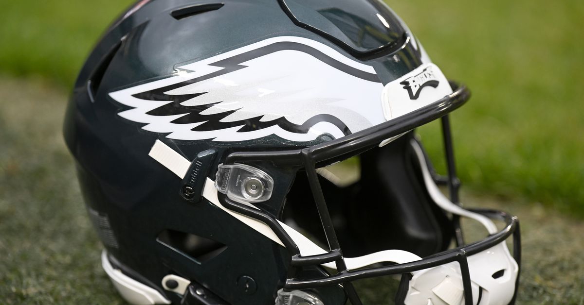 Eagles reportedly fire Casey Weidl - Bleeding Green Nation