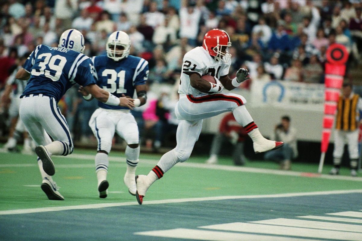 Eric Metcalf High-stepping Into End Zone