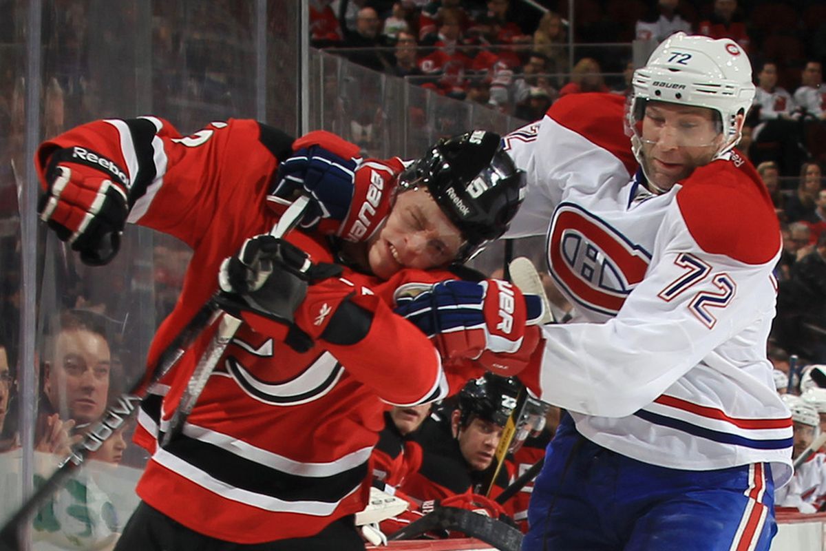 Erik Cole did get a penalty for this play.  Erik Cole is still a jerk.  (Photo by Bruce Bennett/Getty Images)