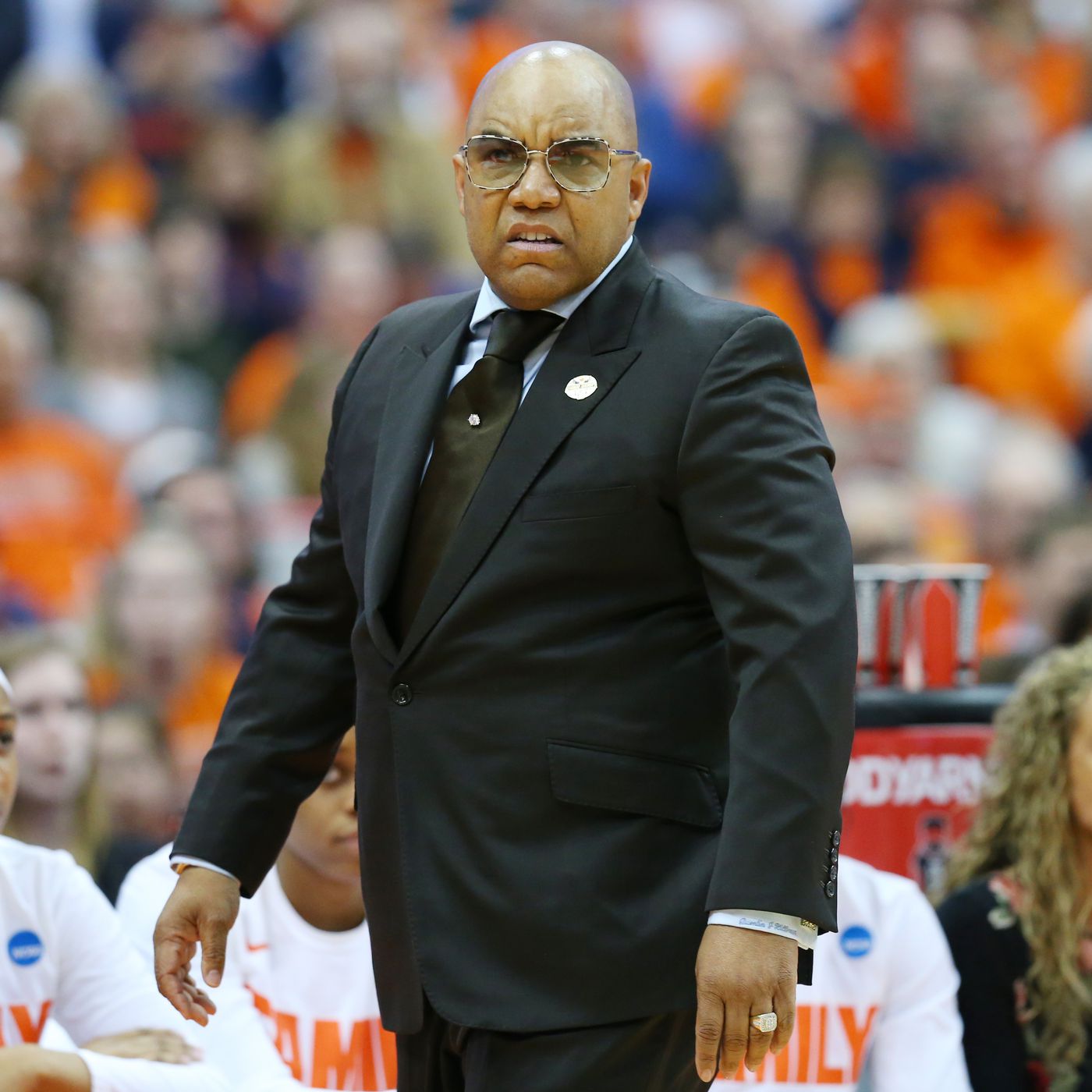 Syracuse Orange women's basketball: Head coach Quentin Hillsman resigns -  Troy Nunes Is An Absolute Magician