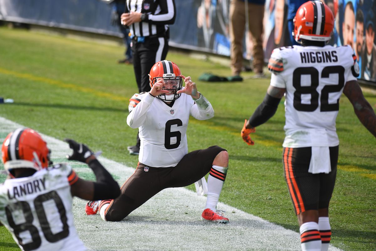 Cleveland Browns quarterback Baker Mayfield (6) celebrates with Cleveland Browns wide receiver Jarvis Landry (80) after a touchdown reception by Cleveland Browns wide receiver Rashard Higgins (82) during the first half at Nissan Stadium.
