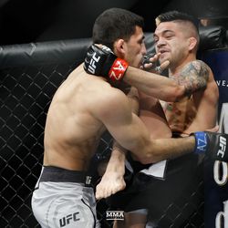 Benito Lopez battles Manny Bermudez at UFC Phoenix.