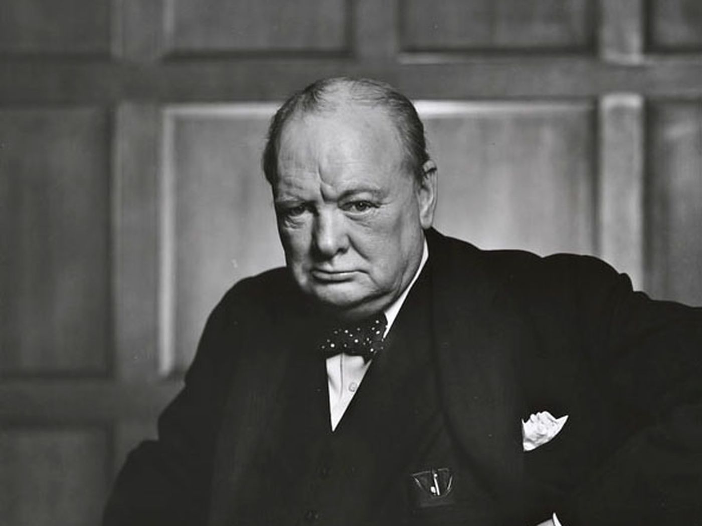 Lost Winston Churchill essay reveals his thoughts on alien life - The Verge