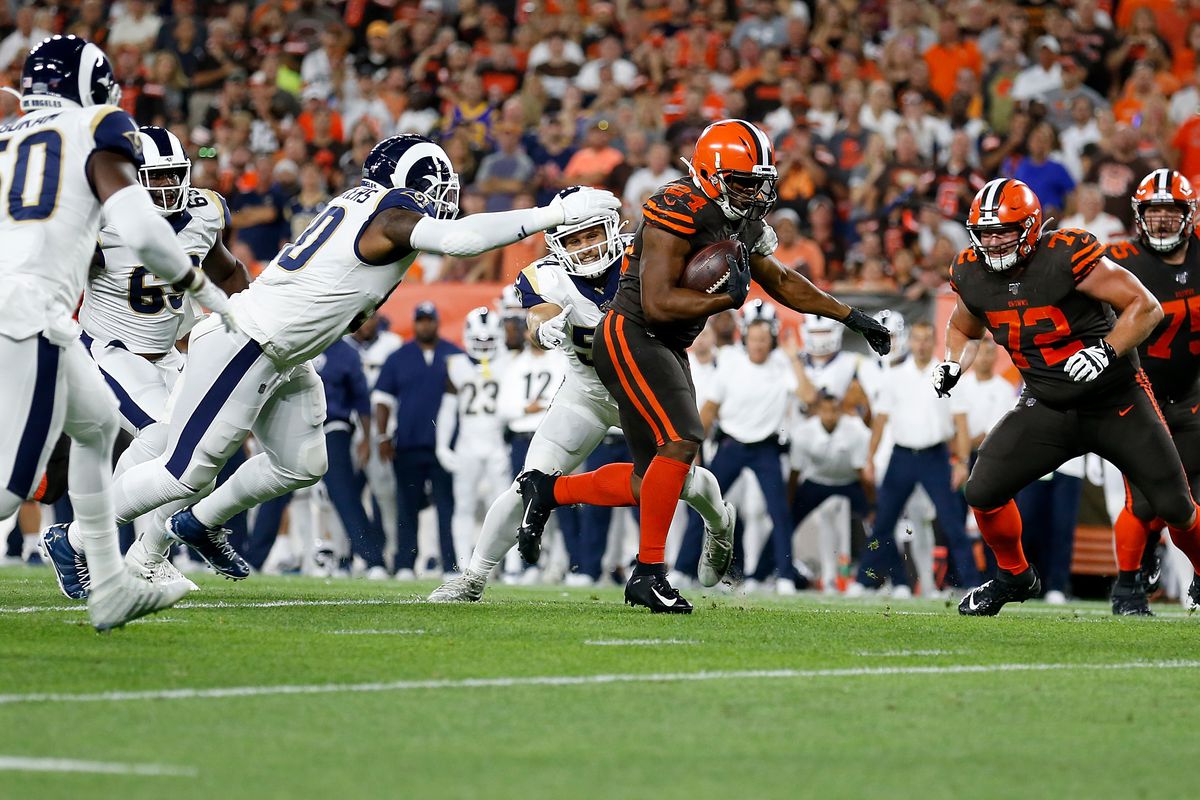 Los Angeles Rams v Cleveland Browns